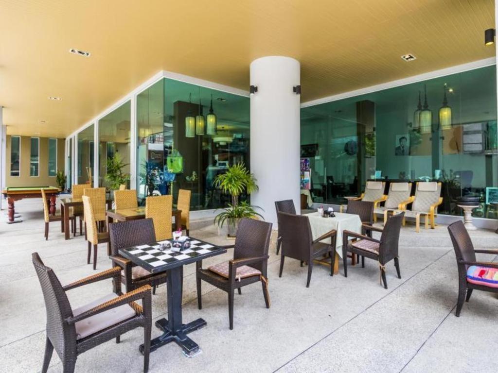 Baan Lukkan Patong Resort Phuket Екстериор снимка