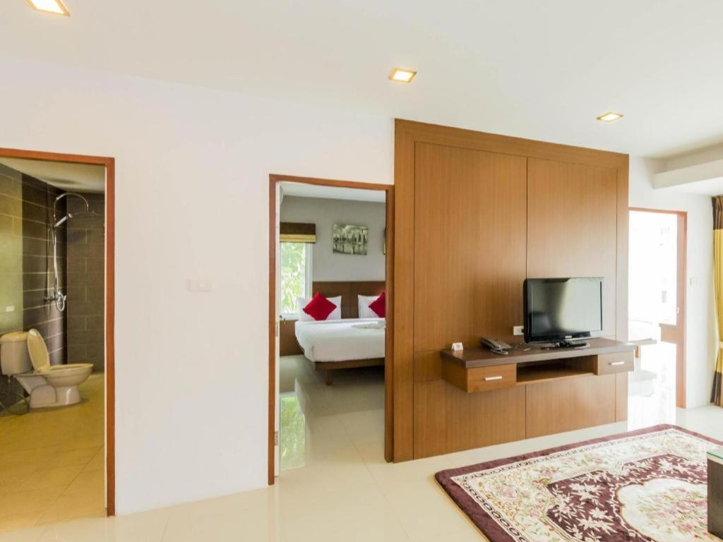 Baan Lukkan Patong Resort Phuket Екстериор снимка